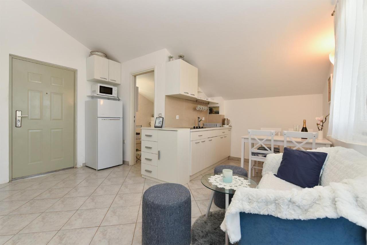 Apartment Mladen 1860 メドゥリン エクステリア 写真