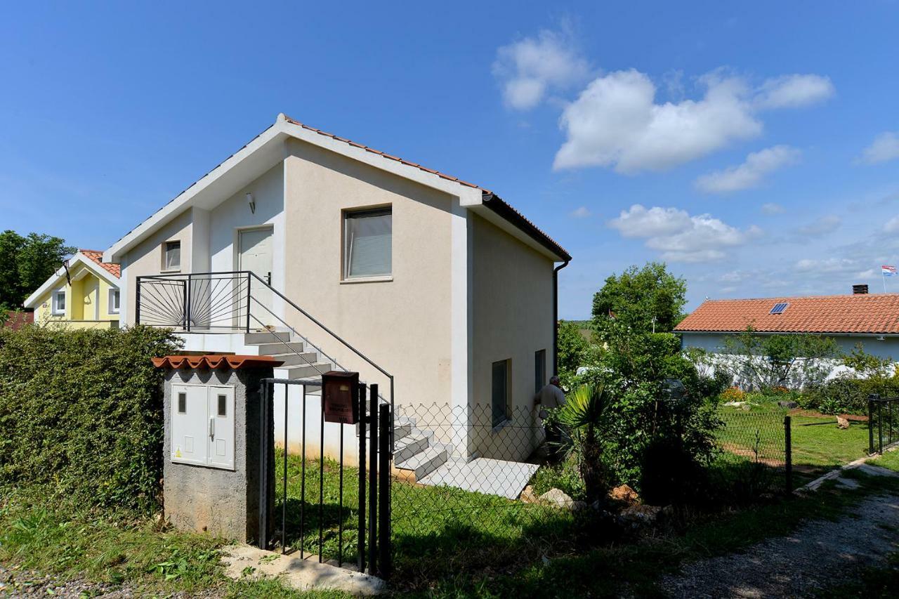 Apartment Mladen 1860 メドゥリン エクステリア 写真